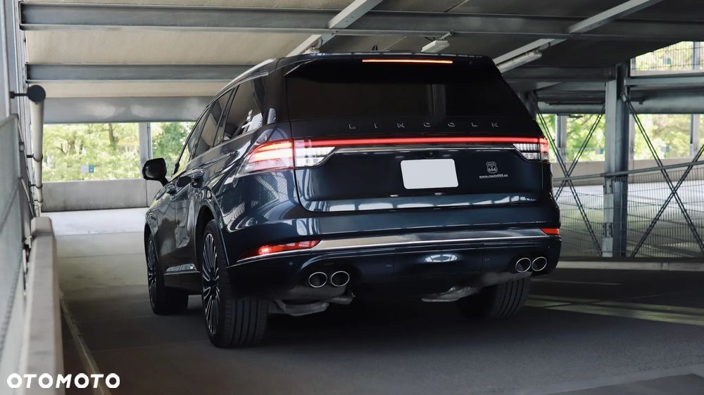 Lincoln Aviator - 10