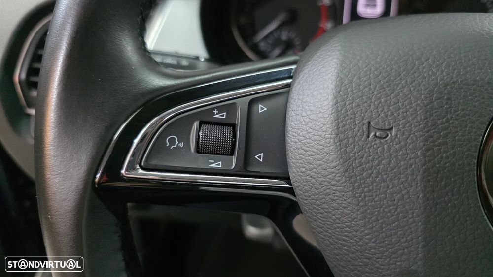 Skoda Fabia 1.0 Ambition - 25