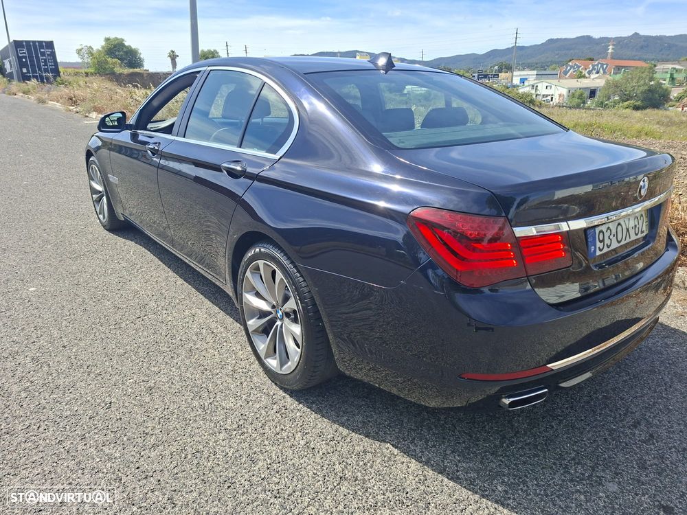 BMW 740 d Pack M - 6