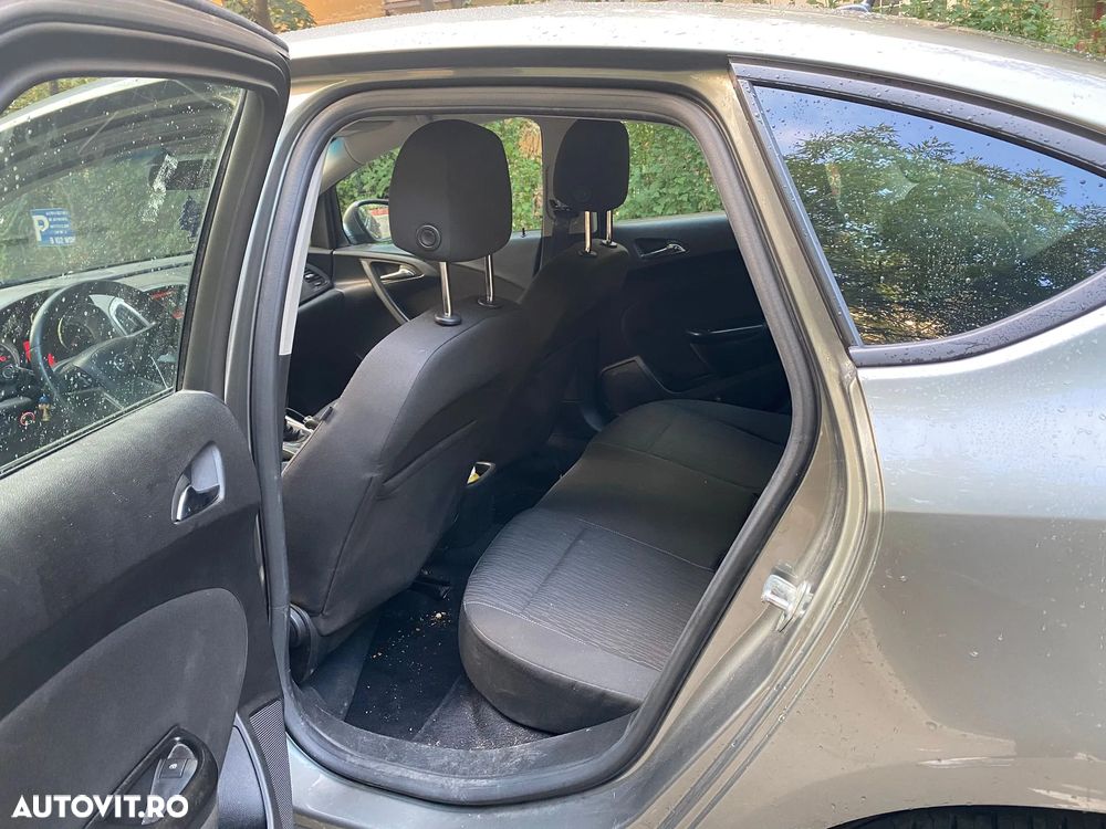 Opel Astra 1.4 ECOTEC Turbo Essentia - 12
