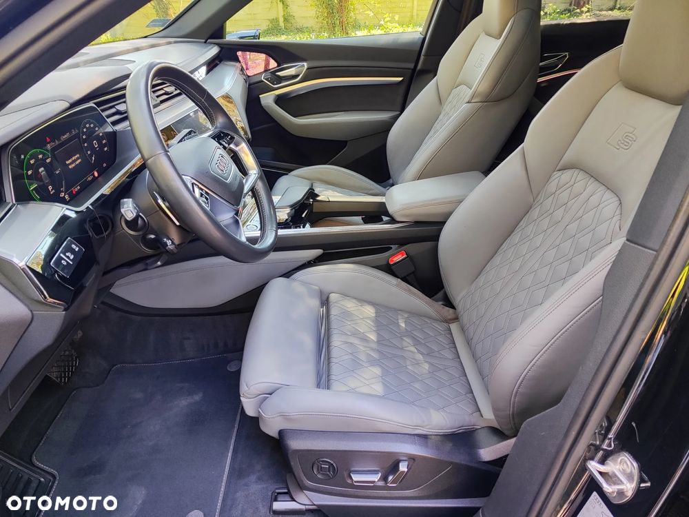 Audi e-tron 50 Quattro S Line - 21