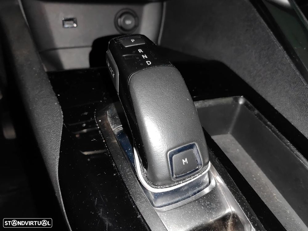 Peugeot 5008 1.6 BlueHDi Allure EAT6 - 32