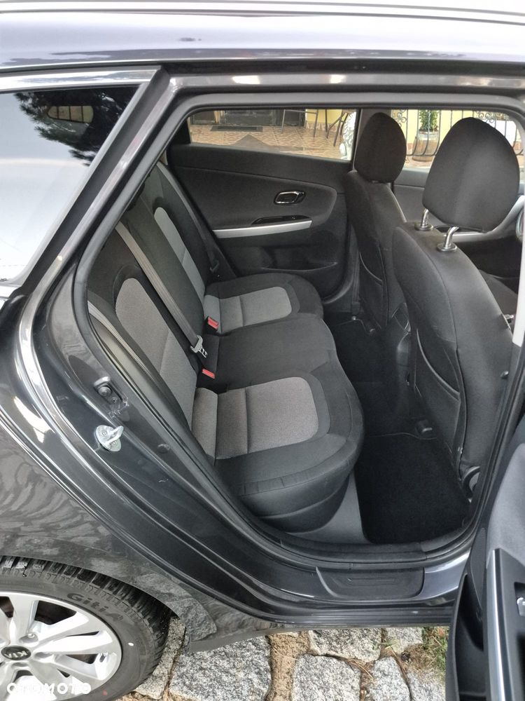 Kia Ceed 1.6 CRDi L - 18
