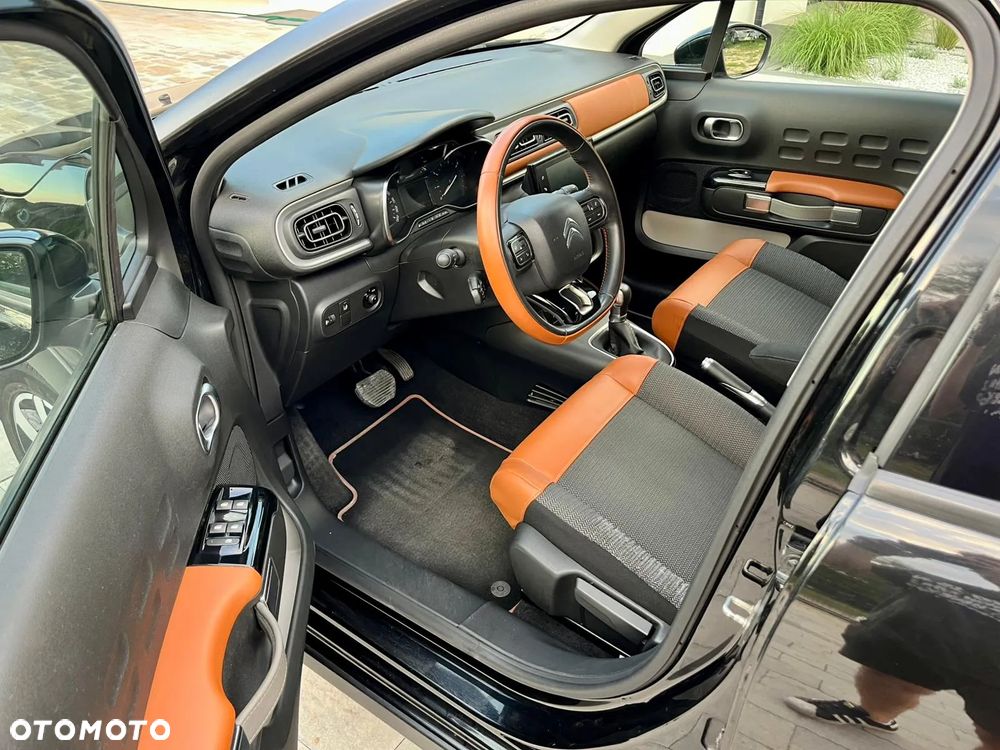 Citroën C3 1.2 PureTech Shine EAT6 - 10