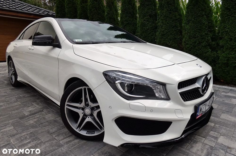 Mercedes-Benz CLA 200 7G-DCT AMG Line - 34