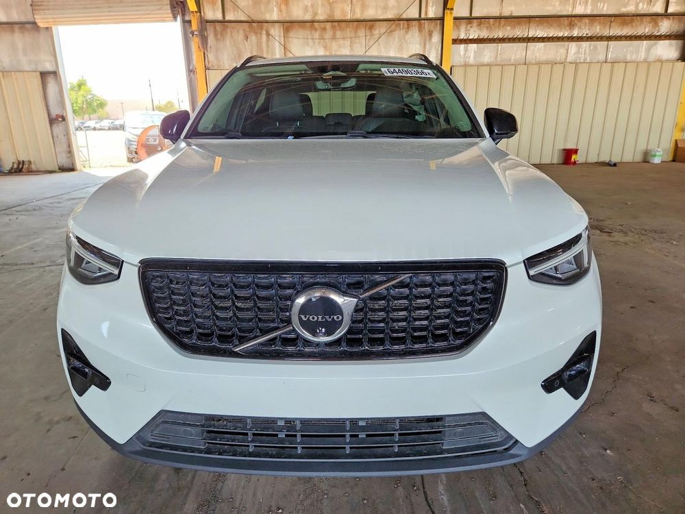 Volvo XC 40 - 5