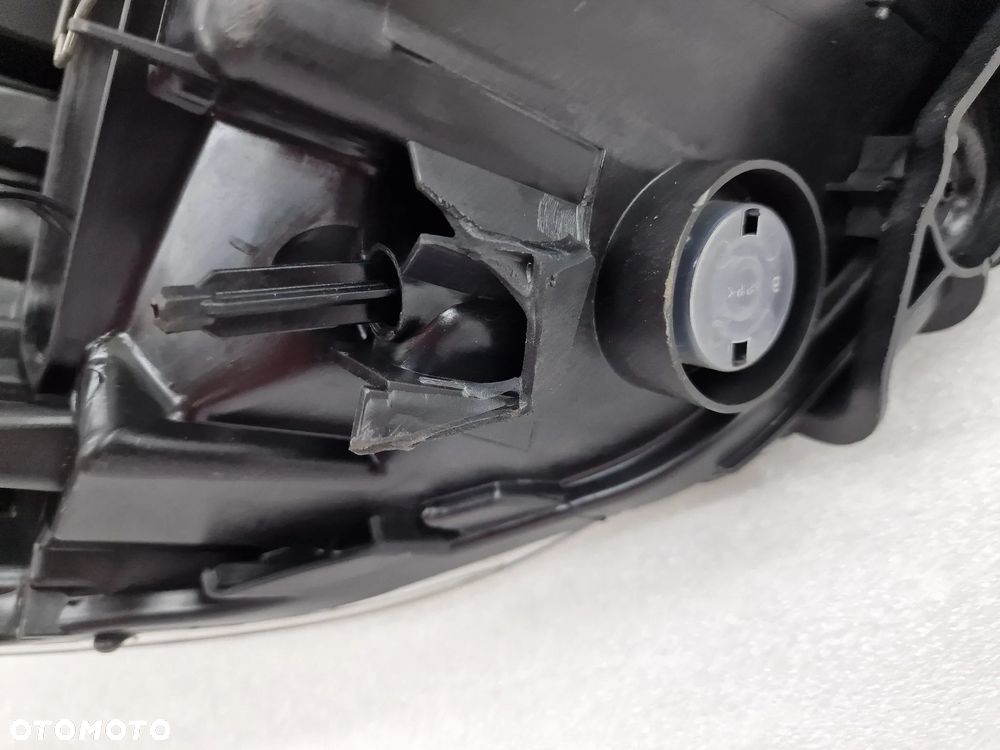 FORD KUGA MK2 12- LEWA LAMPA PRZEDNIA PRZÓD XENON , NR CV44-13006AG , NR AUKCJI LA22 - 19