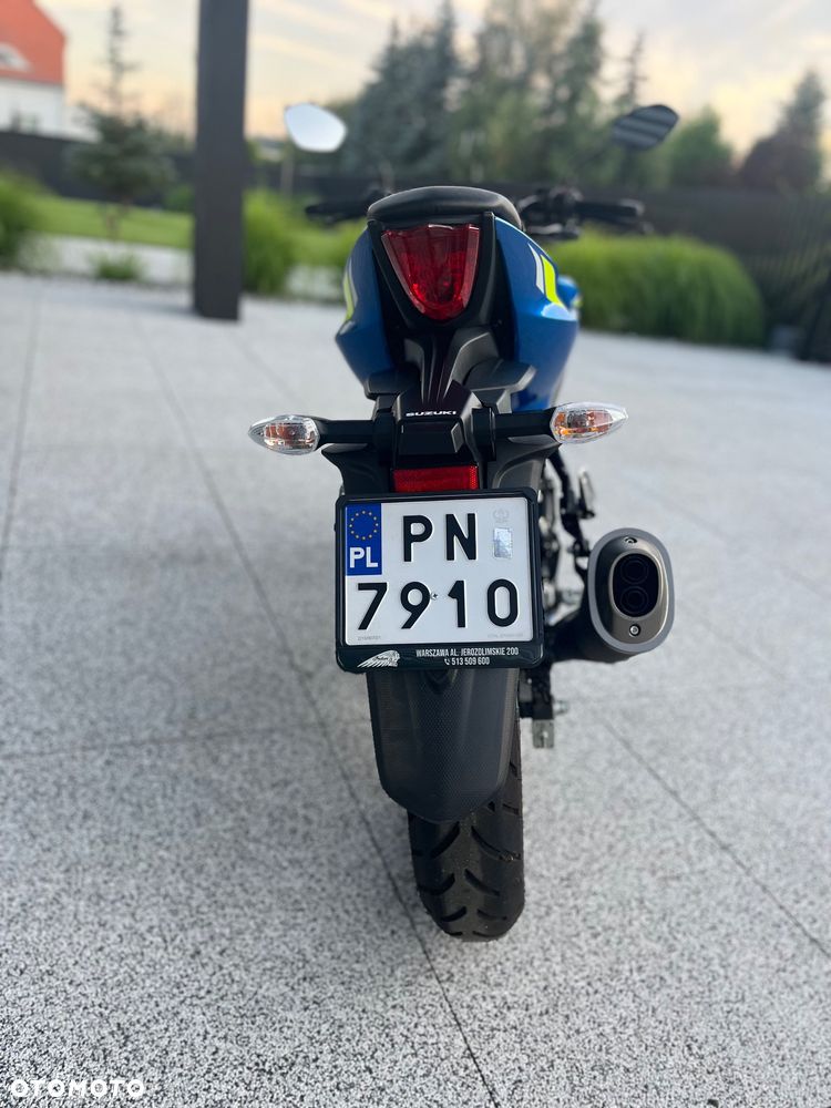 Suzuki GSX - 8
