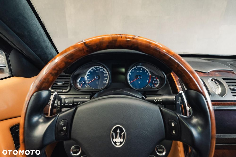 Maserati Quattroporte - 22