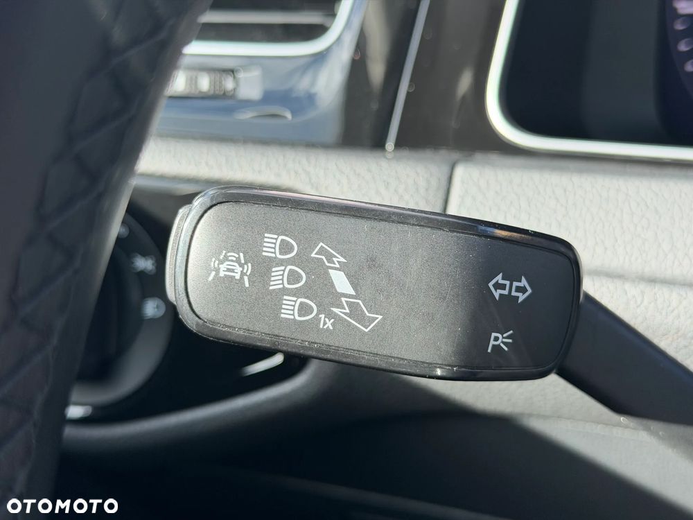 Volkswagen Golf 1.5 TSI BMT Evo Highline DSG - 21
