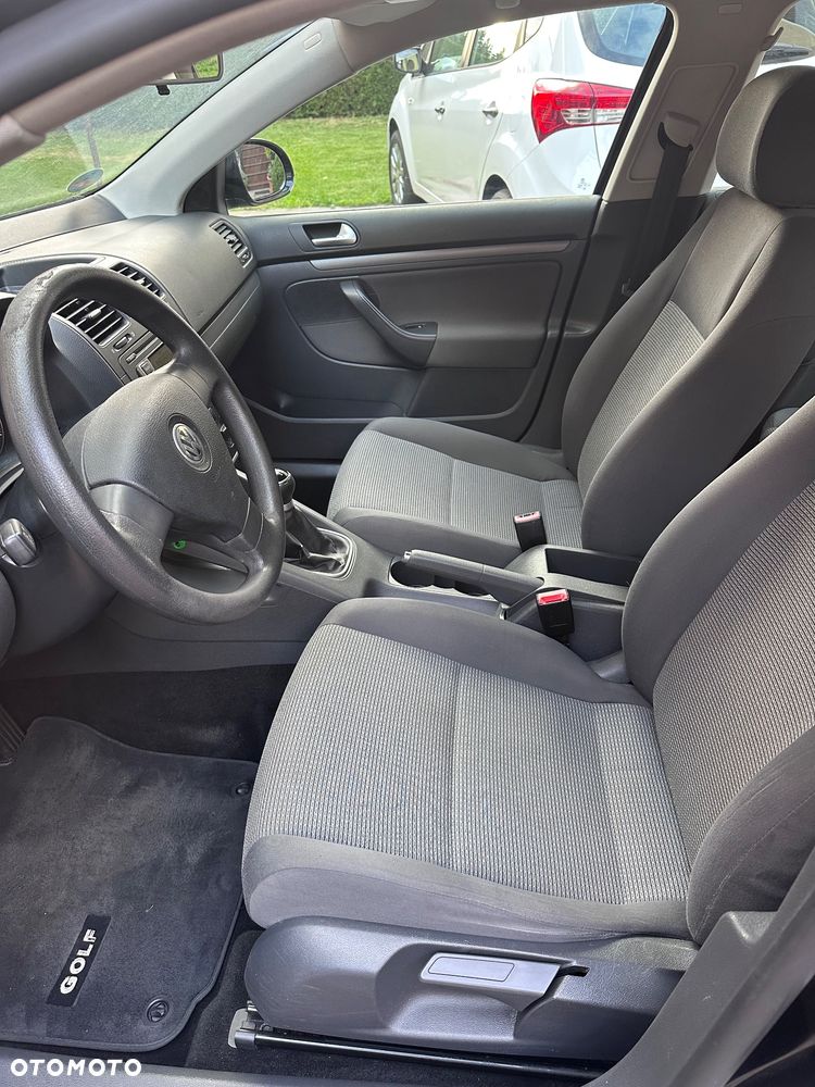 Volkswagen Golf 1.9 TDI DPF Trendline - 24