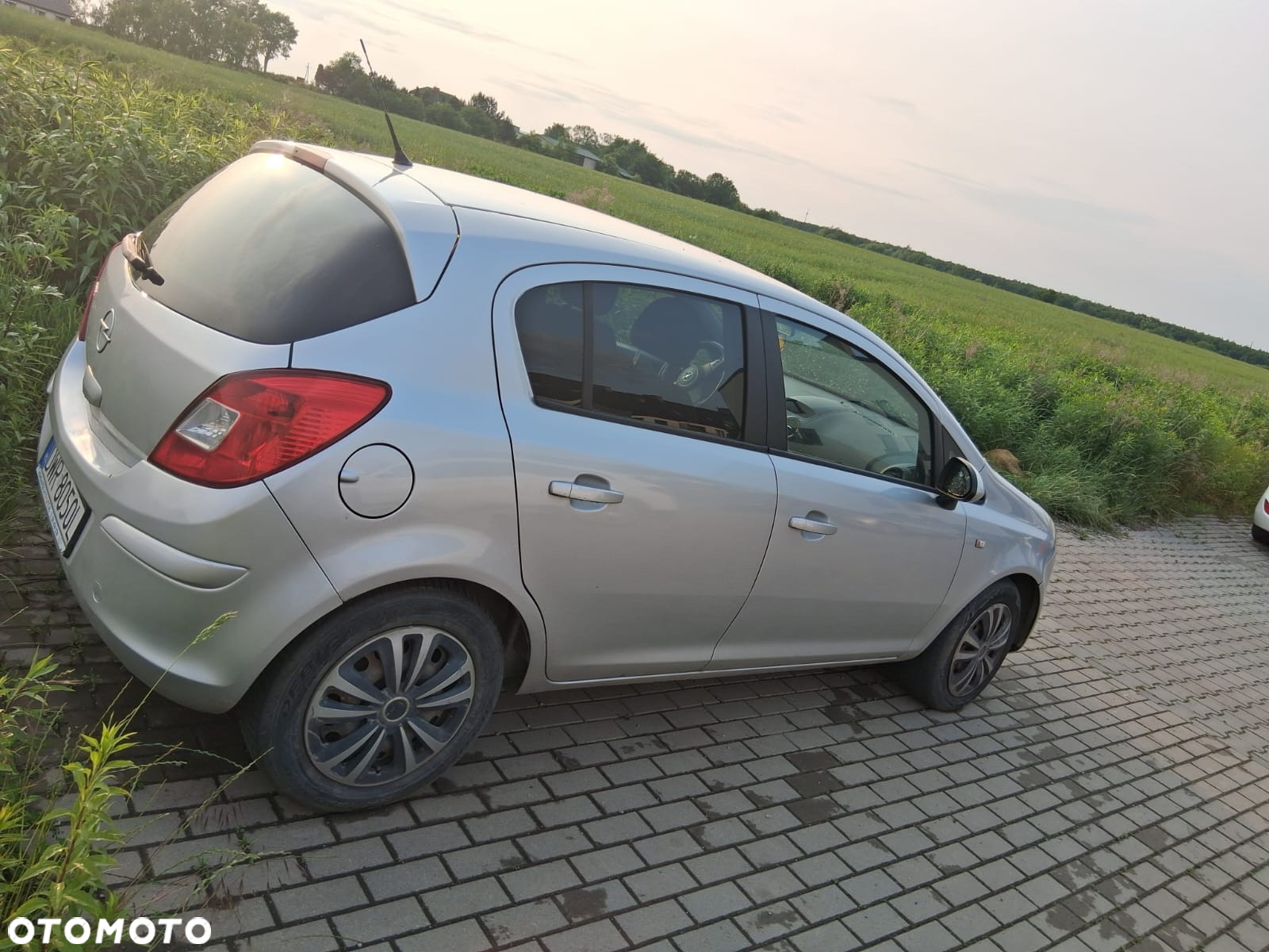 Opel Corsa 1.3 CDTI Essentia - 2