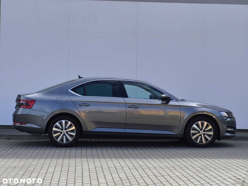Skoda Superb 2.0 TSI Style DSG - 4
