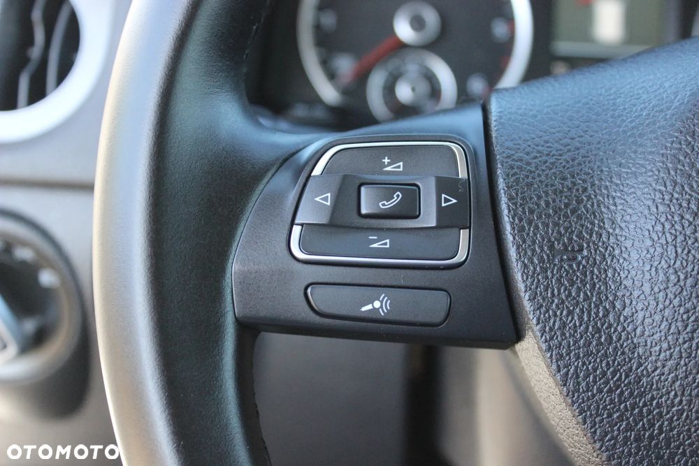 Volkswagen Tiguan 2.0 TDI 4Mot R-Style DSG - 32