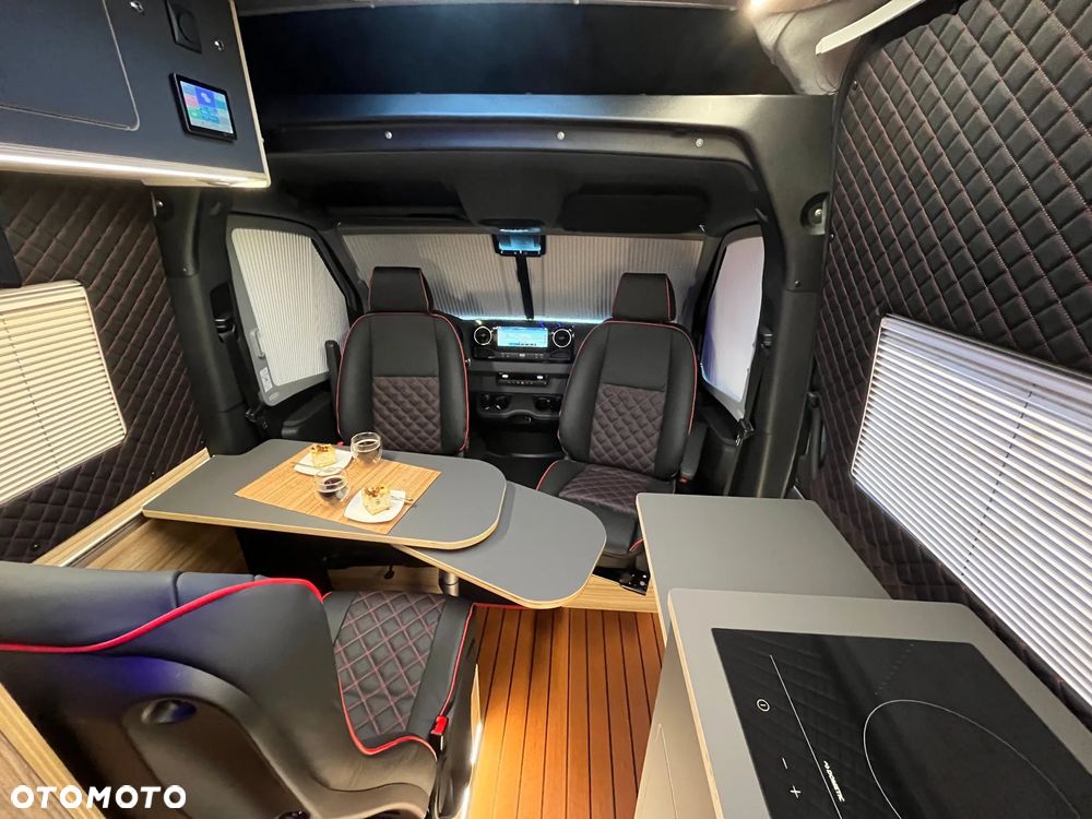 Mercedes-Benz Sprinter - 17