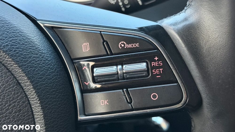 Kia Ceed - 25