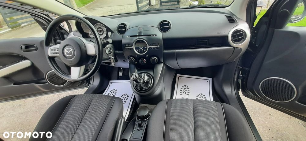 Mazda 2 - 38