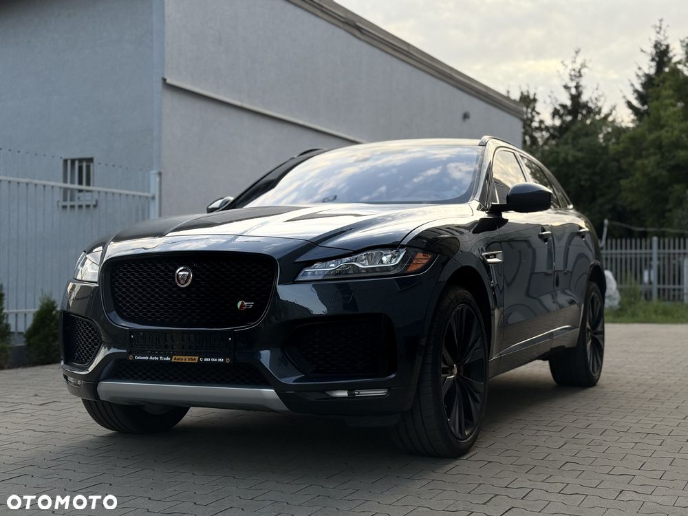 Jaguar F-Pace S AWD - 2