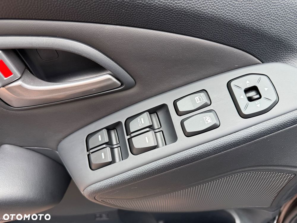 Hyundai ix35 1.6 2WD Style - 21