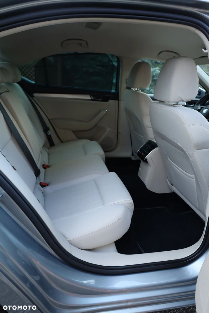 Skoda Superb 2.0 TSI Style DSG - 20