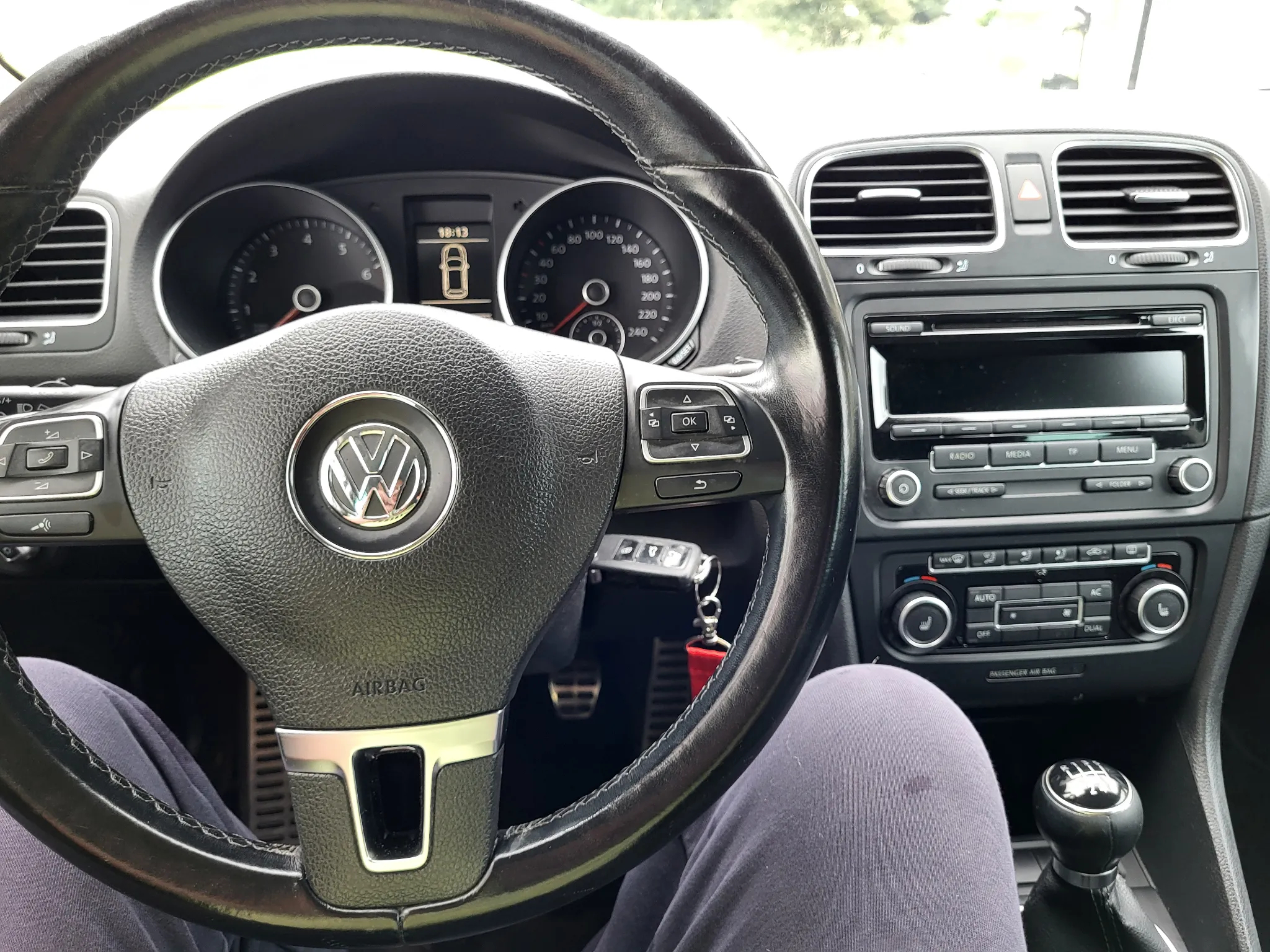 Volkswagen Golf 1.2 TSI Style - 23