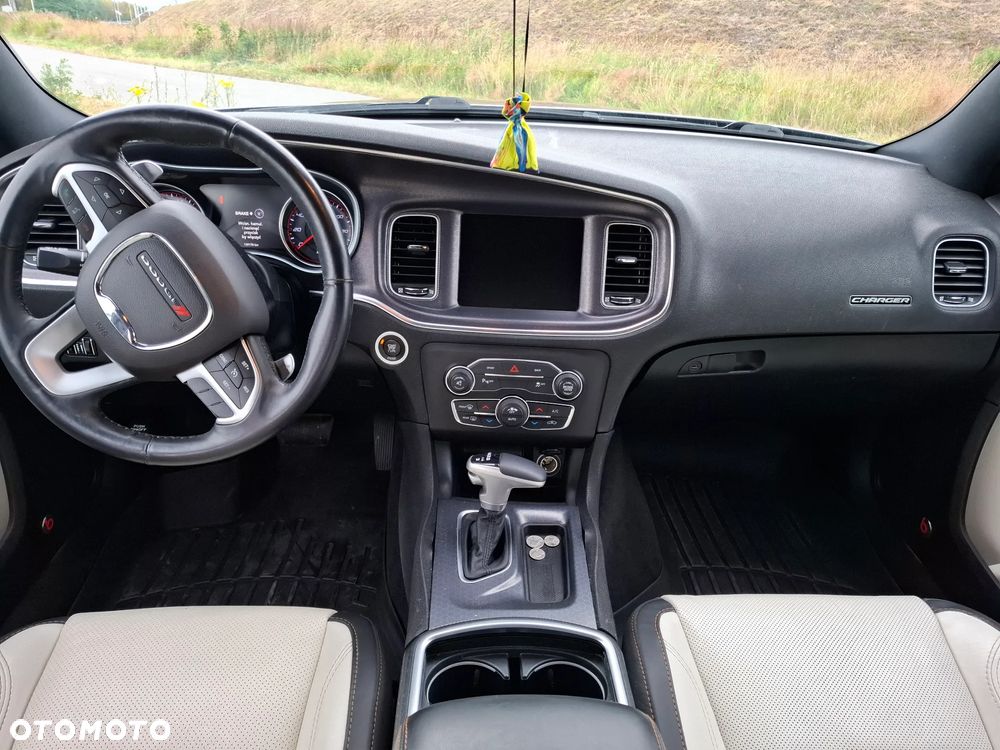 Dodge Charger 3.6 GT - 15