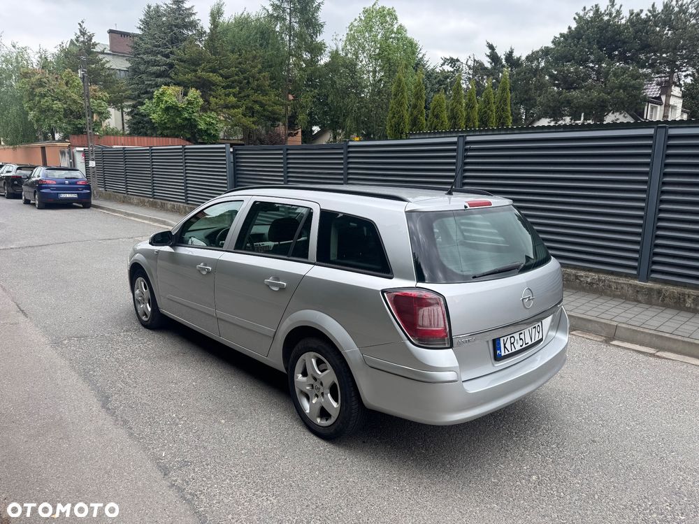 Opel Astra 1.6 Enjoy - 4