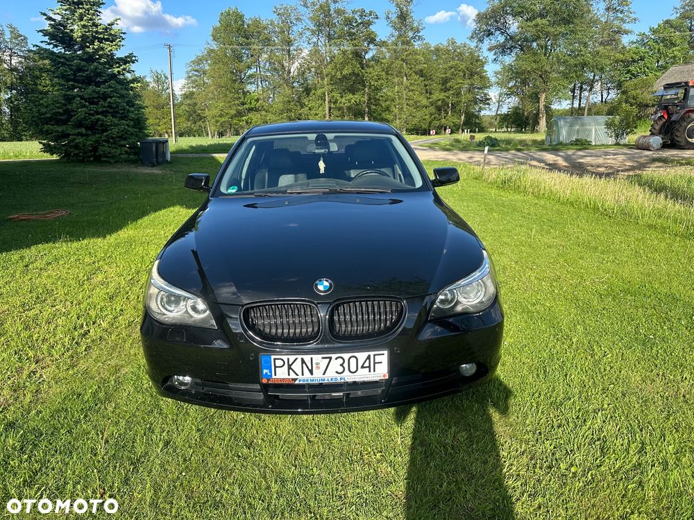 BMW Seria 5 525i - 1