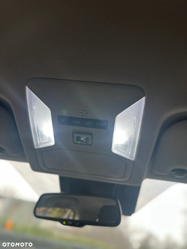 Toyota RAV4 2.0 Comfort 4x2 MS - 32