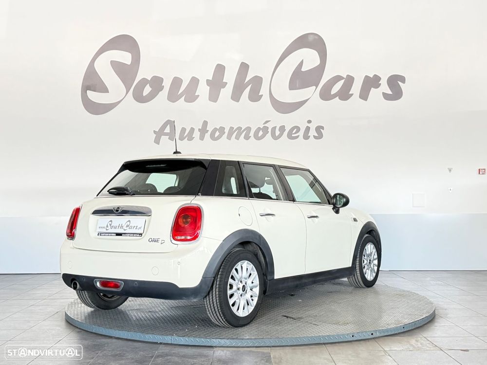 MINI 5 Portas One D - 4