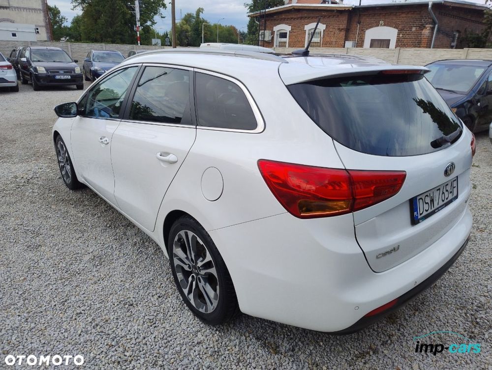 Kia Ceed - 3