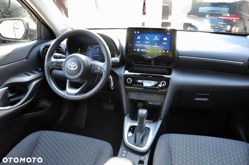 Toyota Yaris Cross Hybrid 1.5 Comfort - 17
