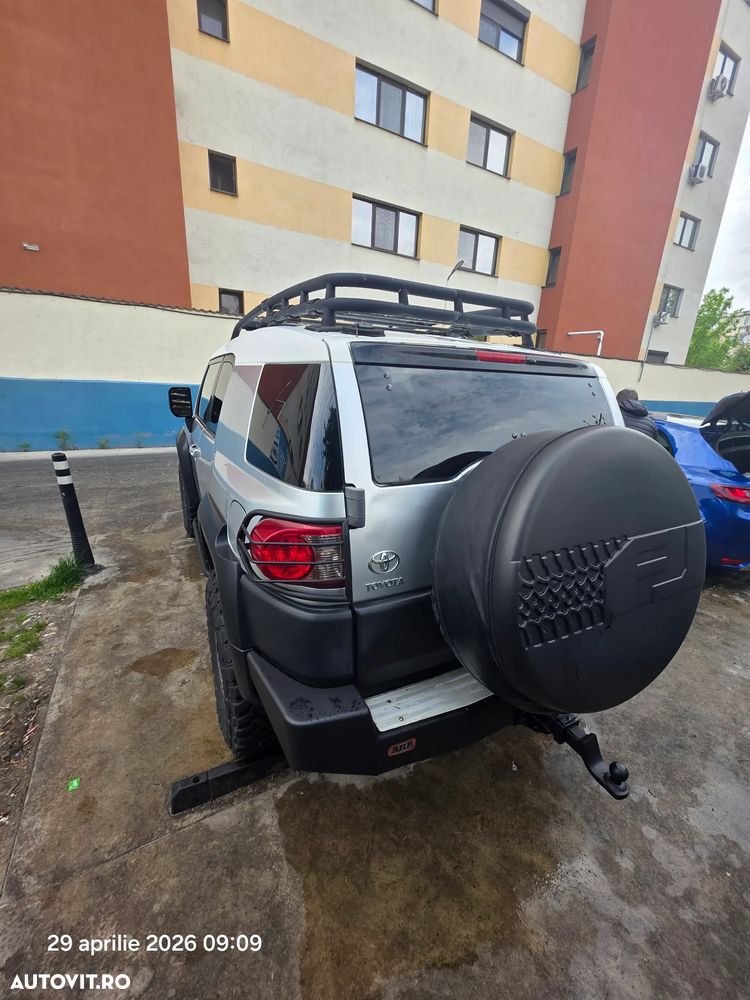 Toyota FJ - 5