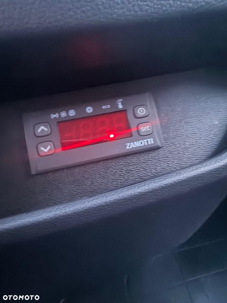 Renault Trafic - 5