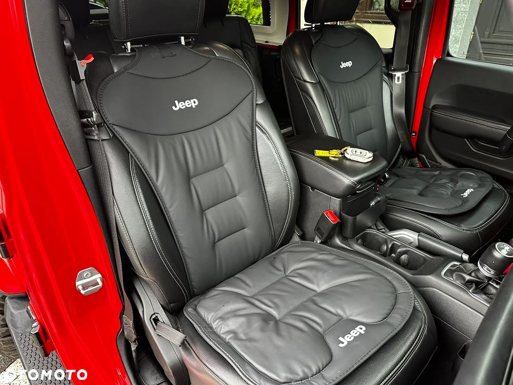Jeep Wrangler 3.6 Unlim Sahara - 8