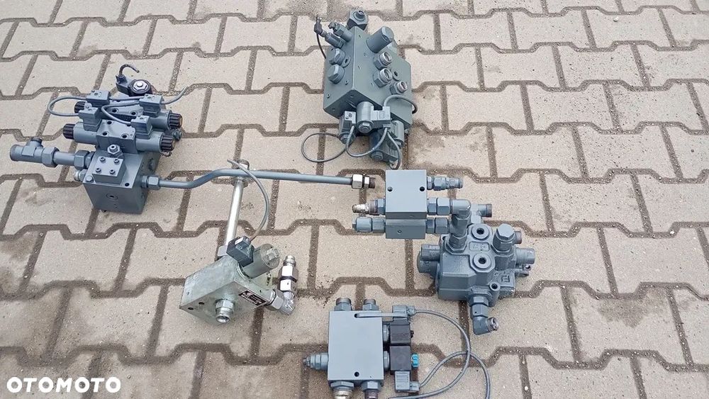 FV. ELEKTROZAWÓR ROZDZIELACZ HYDRAULICZNY LT-30H92,5 ZOELLER Medium XL - 5