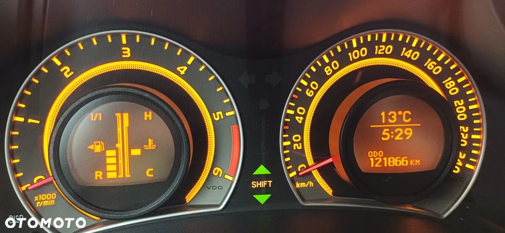 Toyota Auris 1.4 D-4D Luna - 23