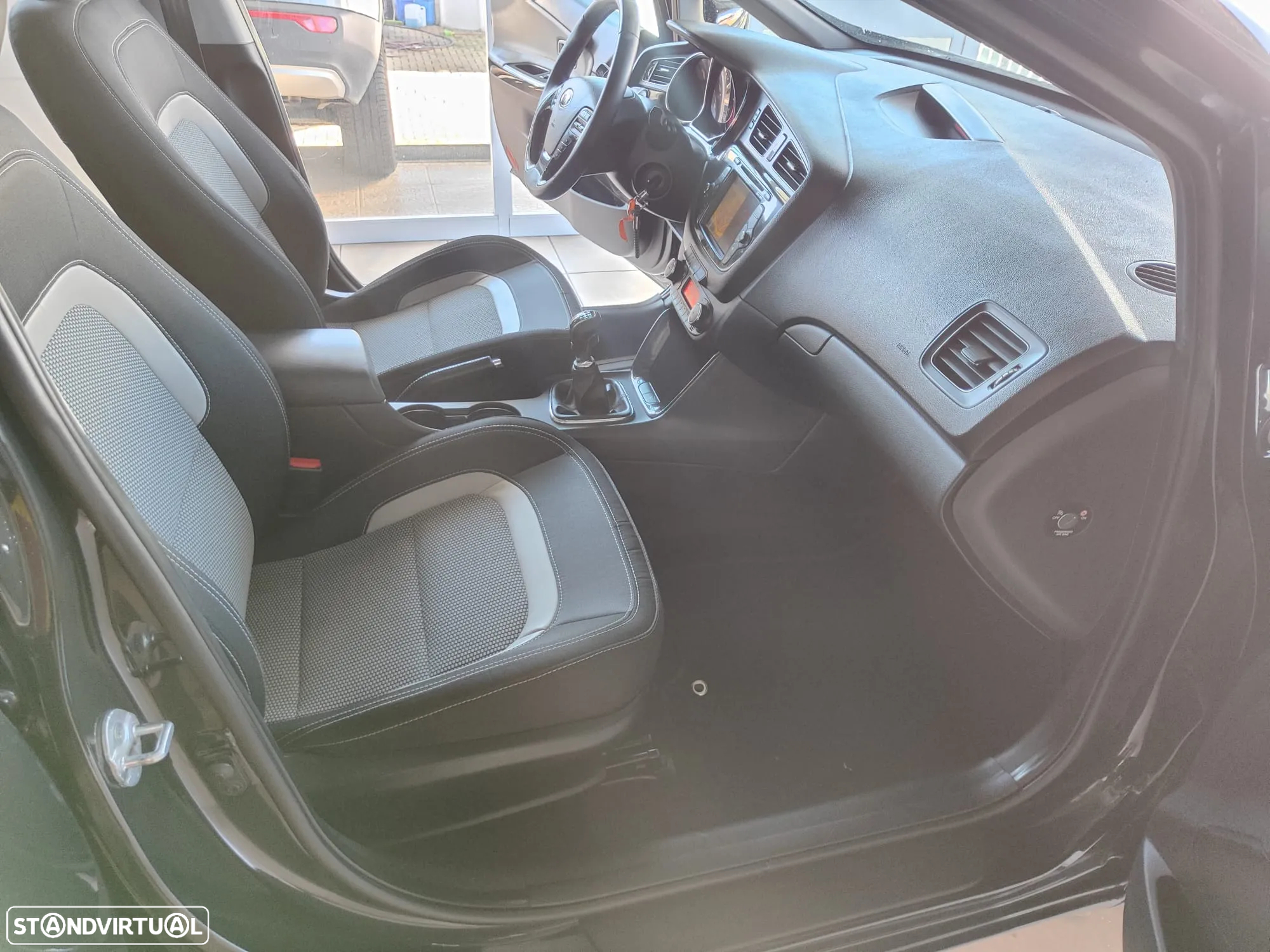 Kia Ceed SW 1.4 CRDi Nav Line - 15