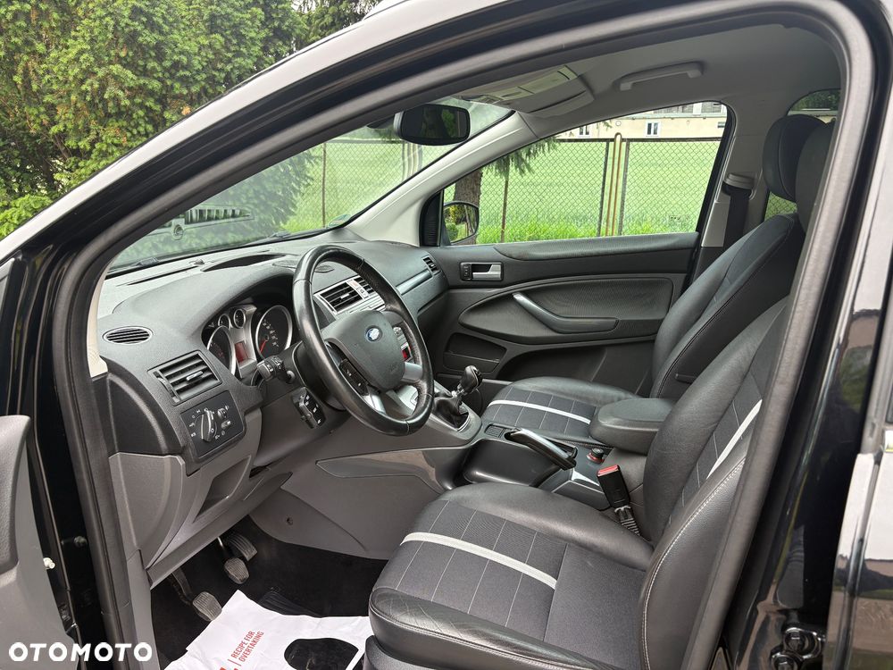 Ford Kuga 2.0 TDCi 4x4 Titanium - 19