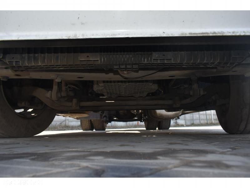 Mercedes-Benz Actros - 32