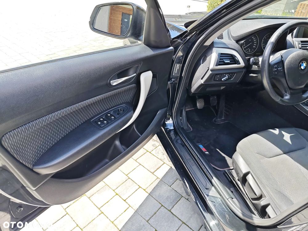 BMW Seria 1 116i - 12