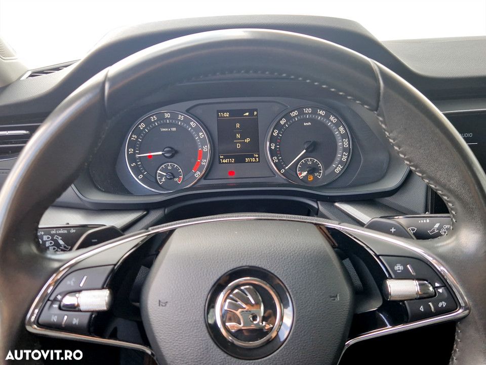 Skoda Octavia 2.0 TDI DSG Ambition - 20
