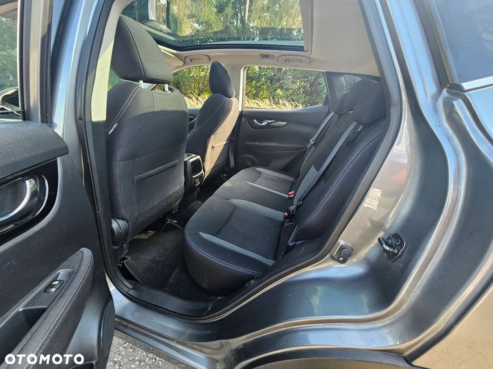 Nissan Qashqai 1.3 DIG-T N-Connecta - 15
