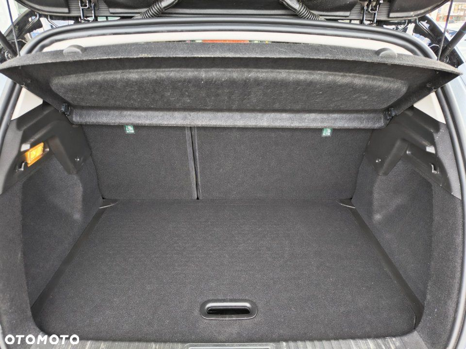 Renault Captur - 32