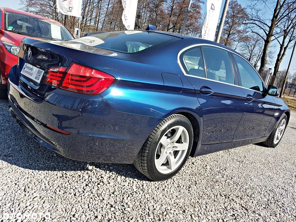 BMW Seria 5 528i - 7