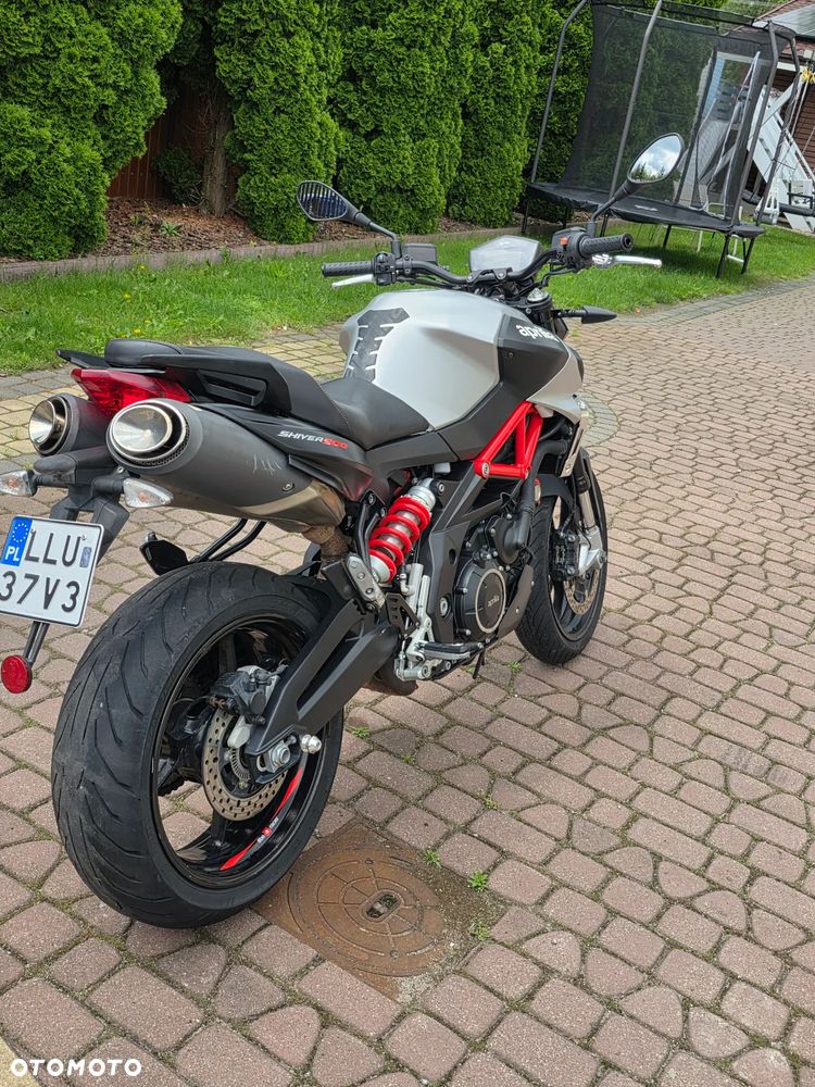 Aprilia Shiver - 12