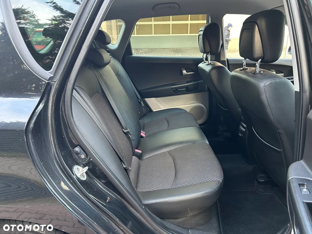 Kia Ceed 1.6 Comfort + - 12