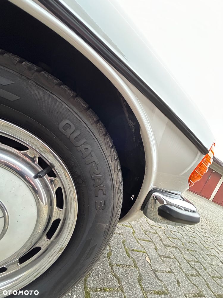 Mercedes-Benz W123 - 33