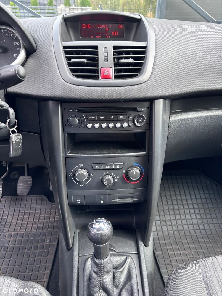 Peugeot 207 - 9