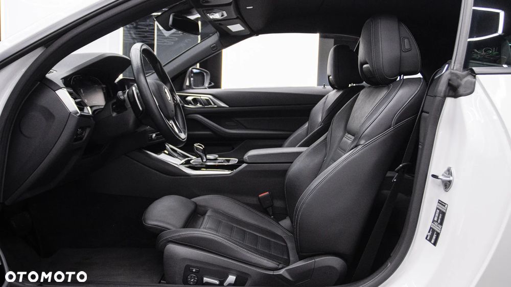 BMW Seria 4 420i Exclusive sport - 17